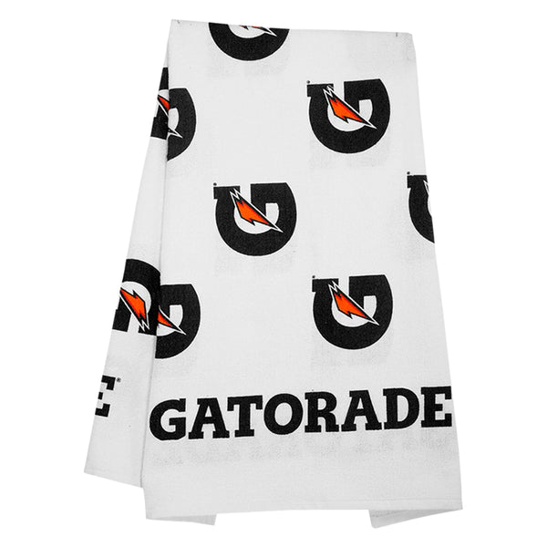 Gatorade Premium Sideline Towel, 24" x 42", featuring anti-microbial fabric for athletic body care.
