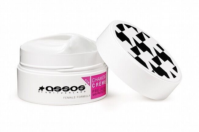ASSOS Women's Chamois Créme 200ml for cyclists, anti-chafe cream to prevent chafing and discomfort during rides.