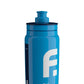First Endurance Elite FLY water bottle in blue, 550ml capacity, featuring a sleek design for athletes and outdoor enthusiasts.